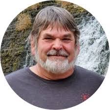 Darin Brantley's Instagram, Twitter & Facebook