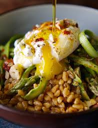 Warm Farro Asparagus And Poached Egg Yes More Please Farro Recipes Recipes Wild Rose Detox Recipes