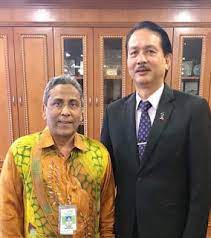 Permaisuri johor, raja zarith sofiah sultan idris shah berkenan menerima mengadap pengarah kesihatan johor, dr aman rabu, semalam. Blog Rasmi Bahagian Kesihatan Pergigian Perak Selamat Datang Diucapkan Kepada Pengarah Kesihatan Negeri Perak Dato Dr Hassan Merican Bin Omar Naina Merican