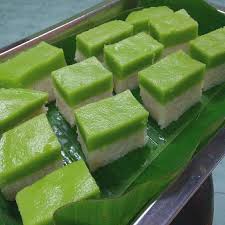 Resepi Kuih Seri Muka Bahagian Bawah 1 3 Cawan Pulut 2 2 Cawan Santan 3 Secubit Garam Cuci Pulut Toskan Masukkn Santan G Malaysian Dessert Recipes Food