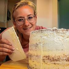 baar: Baking Julia: Hüfinger begeistert auf Instagram mit Backkunst