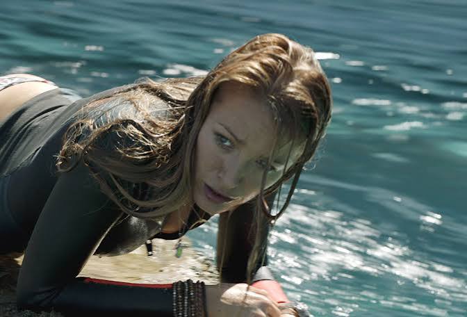 The Shallows” Sticks All Too Close to the Surface | The New Yorker