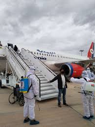 First Flight Boarding Trapped Passengers From Jordon Arrives At Sayoon Airport Saba Net سبأ نت