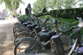 Velib Wie Funktioniert Der Fahrradverleih In Paris Killerwal Com Luxus Reiseblog Videoblog