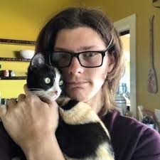 Erin (@erinexplosives)