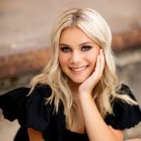 Ashley Gerken's Instagram, Twitter & Facebook