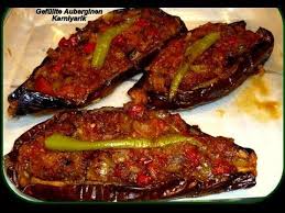 Gefullte Auberginen Turkische Rezepte Karniyarik Turkisches Essen Rezepte Turkisches Essen Turkische Rezepte