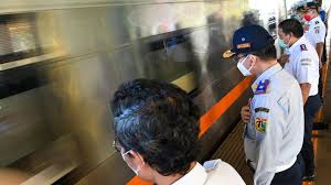 Some logos are clickable and available in large sizes. Penumpang Kereta Di Atas 50 Tahun Diberi Tempat Khusus