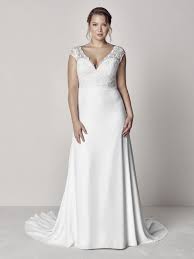 Plus Size Wedding Dress Two Piece Effect Pronovias Eyra Plus