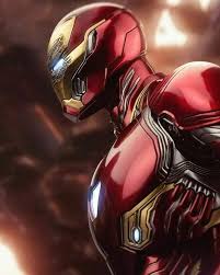 Iron Man Fight At Titan Heros Les Super Heros