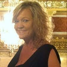 Tracy Stumpf's Instagram, Twitter & Facebook