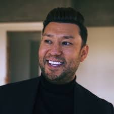 Erik Eriksen's Instagram, Twitter & Facebook