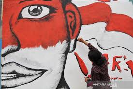 Lirik lagu hari merdeka tujuh belas agustus tahun empat lima itulah hari kemerdekaan kita hari merdeka nusa dan. Lukisan Mural Sambut Hari Kemerdekaan Antara News Sulawesi Tenggara Antara News Kendari Sulawesi Tenggara Berita Terkini Sulawesi Tenggara