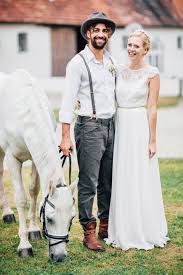 Verspielte Vintage Hochzeitsinspiration In Rosa Und Gold Vintage Hochzeit Vintage Hochzeit Kleider Hochzeitsinspirationen
