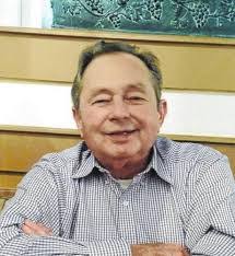 Kaye Snow's Instagram, Twitter & Facebook