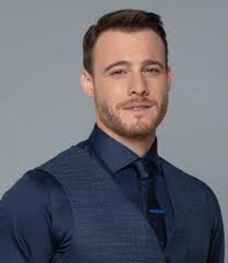 Sen Çal Kapımı Serkan Polat kim? Kerem Bürsin kimdir? Kerem Bürsin  nerelidir? Kerem Bürsin Sevgilisi kim? Kerem Bürsin boyu