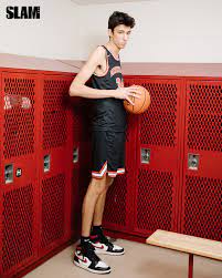 Minnehaha academy center chet holmgren announced his commitment to gonzaga on monday at the school. Big Stepper Chet Holmgren S Game Keeps Growing The Way He Looks Body Hurts Nba News