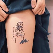 Cizgisel Dovmeleriyle Aski Anlatan Sanatcidan 20 Dovme Modeli Sanatli Bi Blog Dovme Dovme Modelleri Tattoo