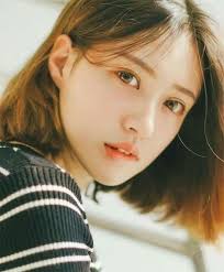 Lê Phương thay đổi nhờ kiểu tóc mới