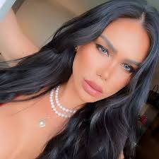 Silvia Murillo (@katticat_) • Threads, Say more