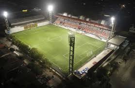 Ubicado entre las calles 72 y 74 con carreras 44 y 46, fue construido en 1934 para albergar los juegos atléticos nacionales de 1935. Estadio Moderno Julio Torres Xxviii Juegos Universitarios Nacionales Ascun