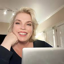 You supposed to be your spouse's biggest fan 💯 I know I am ‼️🫡