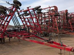 Case IH Tiger-mate II 32.5 ft Field Cultivator