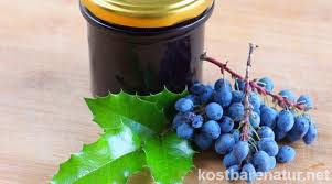 Mehr Als Ein Zierstrauch Leckeres Gelee Aus Mahonienbeeren Gelee Beeren Marmelade