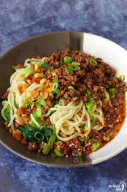 Dan Dan Noodles (Spicy Sichuan Noodles, 担担面)
