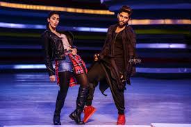 #dj movie starring #alluarjun, #poojahegde. Allu Arjun Fc On Twitter 4 Days To Go For The Grand Release Of Dj Duvvadajagannadham A 30 Seconds Trailer Of Seeti Maar Song At 5pm Today 4daysfordjmania Https T Co Ajd944dafe