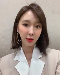 현재 회복 중이고 이지혜 씨의 건강에는 큰 문제가 없는 것으로 안다고 밝혔다. ì´ì§€í˜œê°€ ì„±í˜• ì•ˆ í•œ ì‚¬ëžŒ ì¤' ì œì¼ ì˜ˆì˜ë‹¤ ê³  ê¼½ì€ ì—¬ìž ì—°ì˜ˆì¸ ìœ„í‚¤íŠ¸ë¦¬