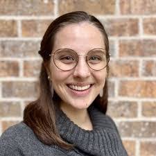 Bethany Muncy's Instagram, Twitter & Facebook