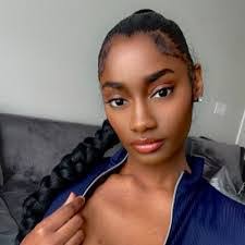 Serena Horn's Instagram, Twitter & Facebook