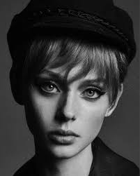 Black And White Face Drawing Reference 24 Ideas For Drawing Faces Reference Female In 2020 Face Photography Woman Face Female Face Drawing