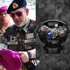 His mother was al jawhara bint musaed of the important al jiluwi family, which is a cadet branch of the al saud family itself. Former King Of Malaysia Jacob And Co Astronomia Tourbillon Black Gold Superwatchman Com