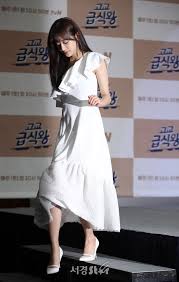 시발(始發) 자동차는 1955년 8월부터 1963년 5월까지 시발자동차 주식회사에서 제작한 자동차로 대한민국에서 제작된 최초의 스포츠 유틸리티 자동차이자, 4륜구동 자동차이다. ì´ëì ì¡°ì¬ì¡°ì¬ ê³ êµê¸ìì ì ì'ë°í'í