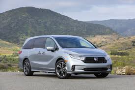 The odyssey's starting msrp is $32,090, which is about $1,100 below the class average. 2022 Honda Odyssey Review Pricing And Specs