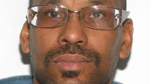 Spotsylvania detective stops robbery, shoots scissors-wielding man