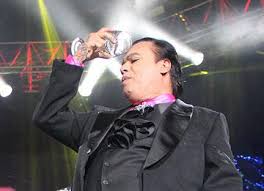Jan 01, 2021 · sometimes, family and friends are unable to travel for a funeral. Neto S Tucson It S Amor Eterno For Late Singer Juan Gabriel Local News Tucson Com