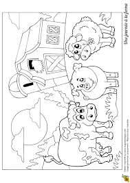Coloriage Les Animaux Devant La Grange