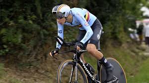 Het is de bedoeling dat hij na volgend. La Pepite Cian Uijtdebroeks Passera Pro Chez Bora Hansgrohe En 2022