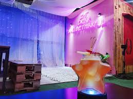 new the 10 best travel with pictures 在離開高雄 前最後一晚還是有來到包場一個人謝謝老闆蘋果口味的特調另一家我下次來一定會去的這次太晚就先買罐啤酒自己喝一下吧