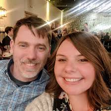 is there anyone who can recover pictures from old laptop and computer tower?