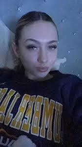 Savannah Moss's Instagram, Twitter & Facebook