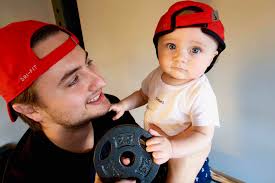 Anthony & Leo Blog Takeover!!! http://bit.ly/LGMensUpperBodyWorkout These  two boys are taking over the blog today to share: 1. Mens Upper Body  Workout 2. The cutest pics ever 3. 5 Facts about.. me?!