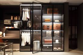 Garde Robe Et Salle De Rangement Garderobe Rangement Relooking Habitation Vivahabit Chambre Design Amenagement Chambre A Coucher Placard Chambre A Coucher