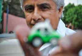 Tania Barberán Soler María Eugenia de la Garza Campero Compiladoras  LABORATORIO DE FOTOGRAFÍA CLICK! UACM