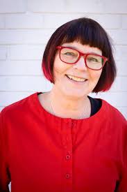 Kay Reid's Instagram, Twitter & Facebook