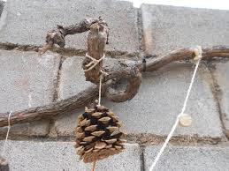 Creating A Sculpture With Natural Materials Dr Ferrer School Artes Catalonia Our Nature Is Art Let S Share It Sculptors use various materials and techniques in their creations, and their choices reflect on the resultant objects.