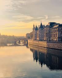 Paris Pont Neuf Morning Light Travel Around The World Oh The Places You Ll Go Around The Worlds